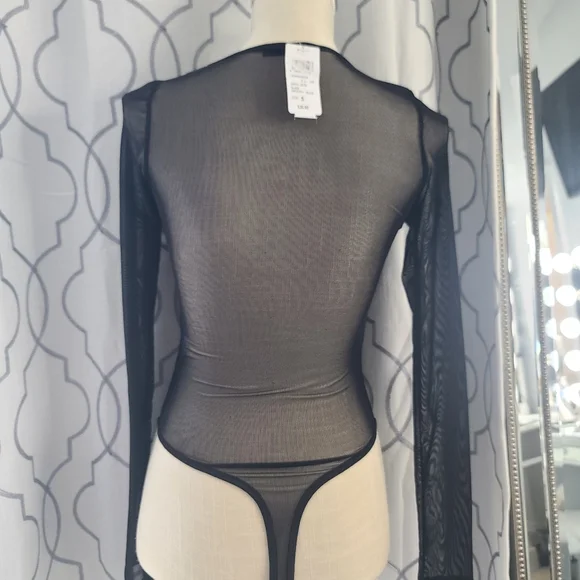 Top - Picture 2 of 2